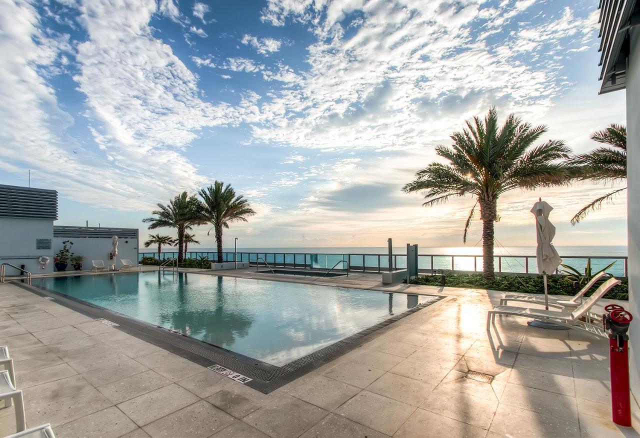 Global Luxury Suites At Monte Carlo Miami Beach Exterior photo